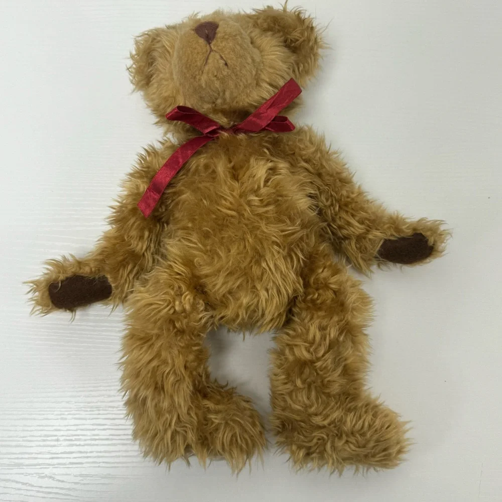 Russ Berrie Vintage “Ruggles” Stuffed Bear - Picture 4 of 8